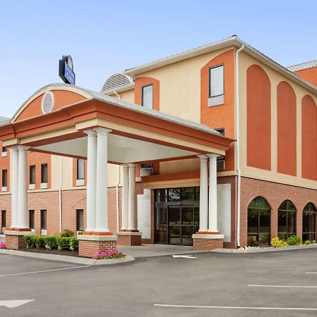Days Inn & Suites By Wyndham Murfreesboro Exterior foto