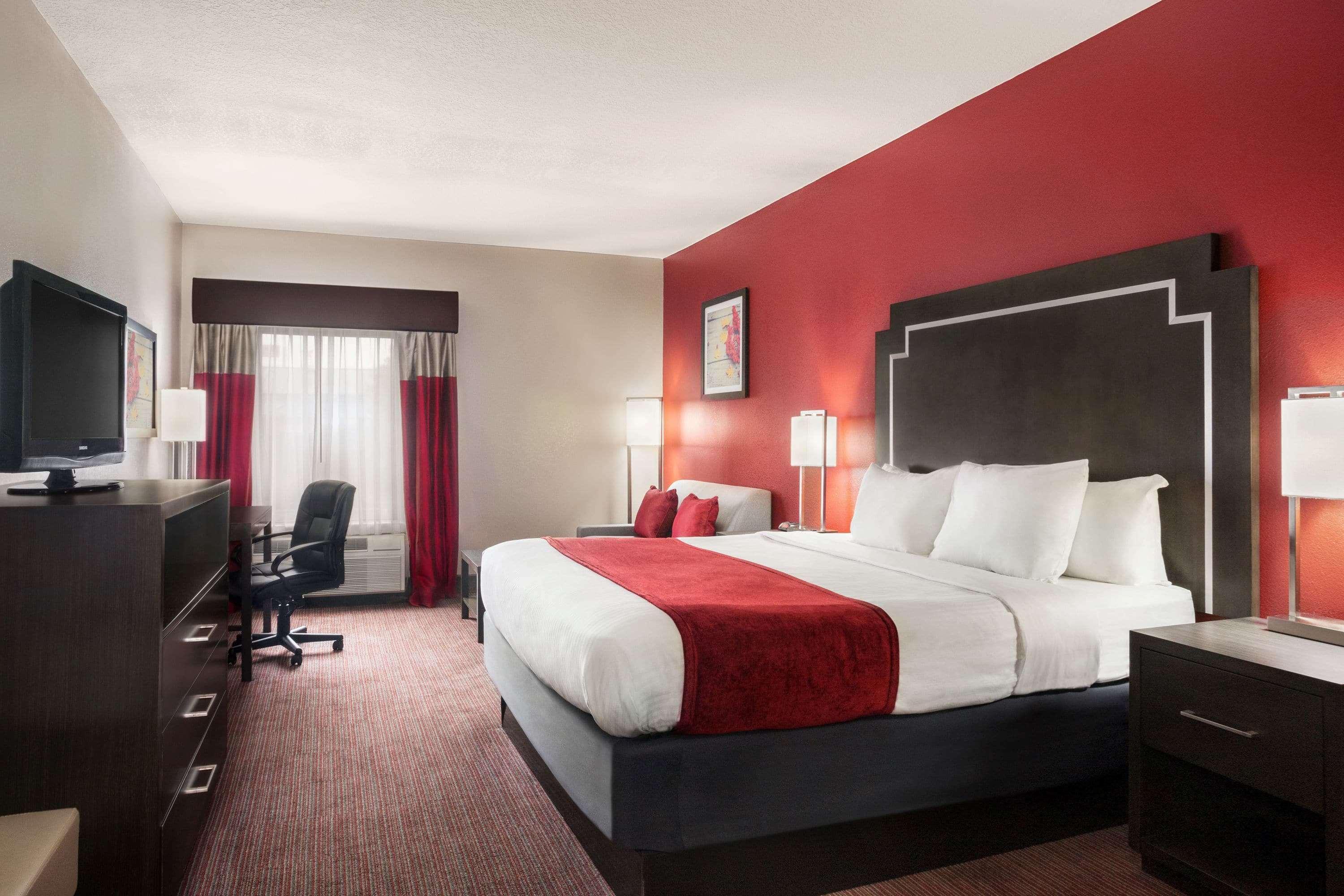 Days Inn & Suites By Wyndham Murfreesboro Exterior foto