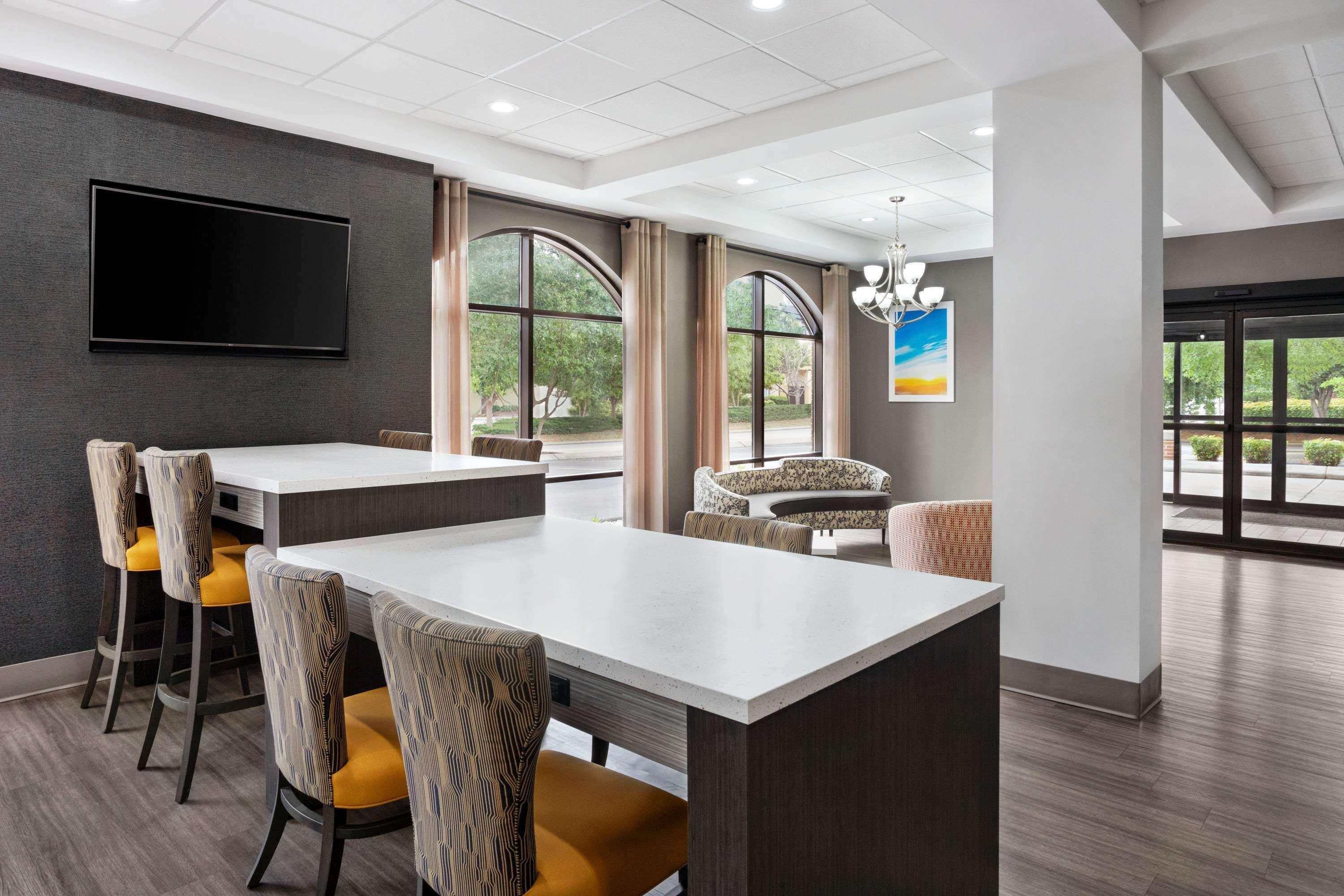 Days Inn & Suites By Wyndham Murfreesboro Exterior foto